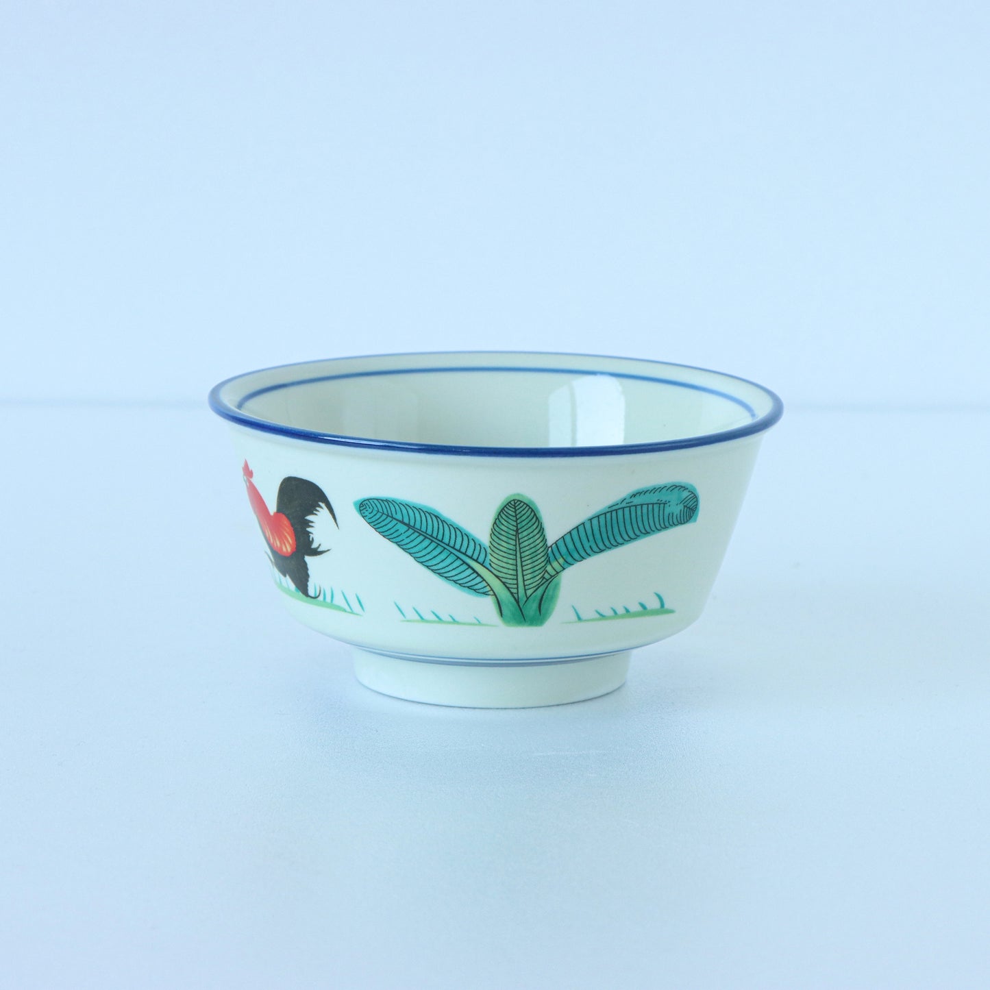 マレーシアから来たボウル ふち青/プラナカン食器/オリエンタル雑貨/人気の日用品